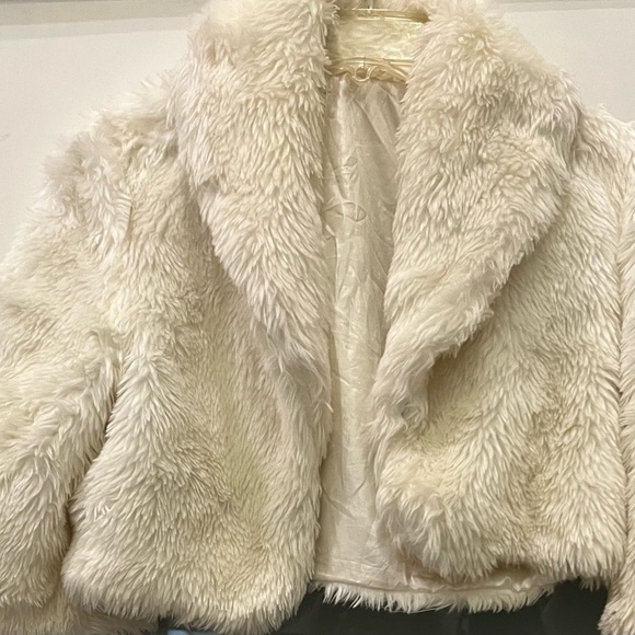unbranded Jackets & Blazers - Cream Teddy Open Front Jacket with Faux Fur & Wide Lapel 3/4 Bell Wide Sleeve S
